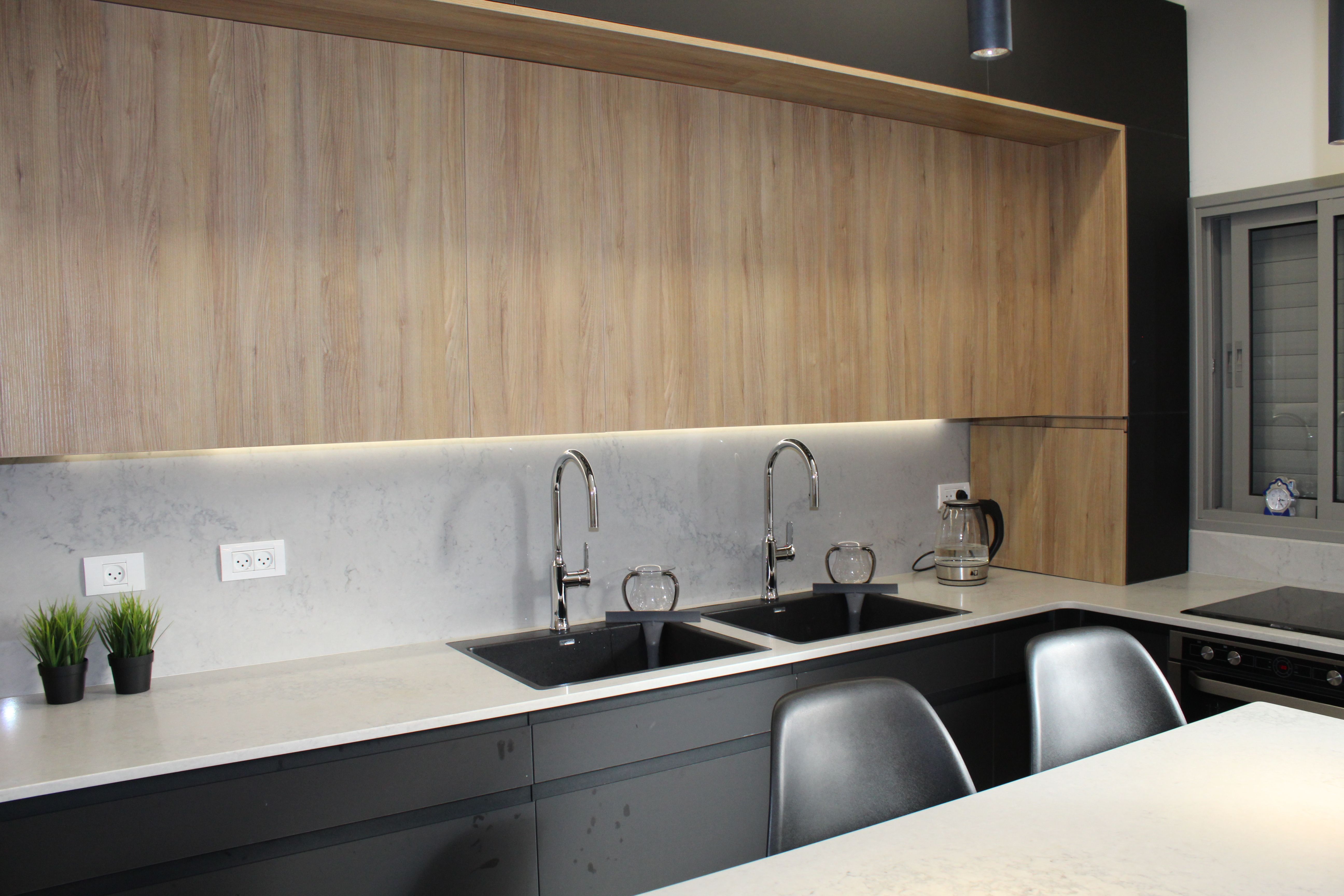 שחור זה הלבן החדש