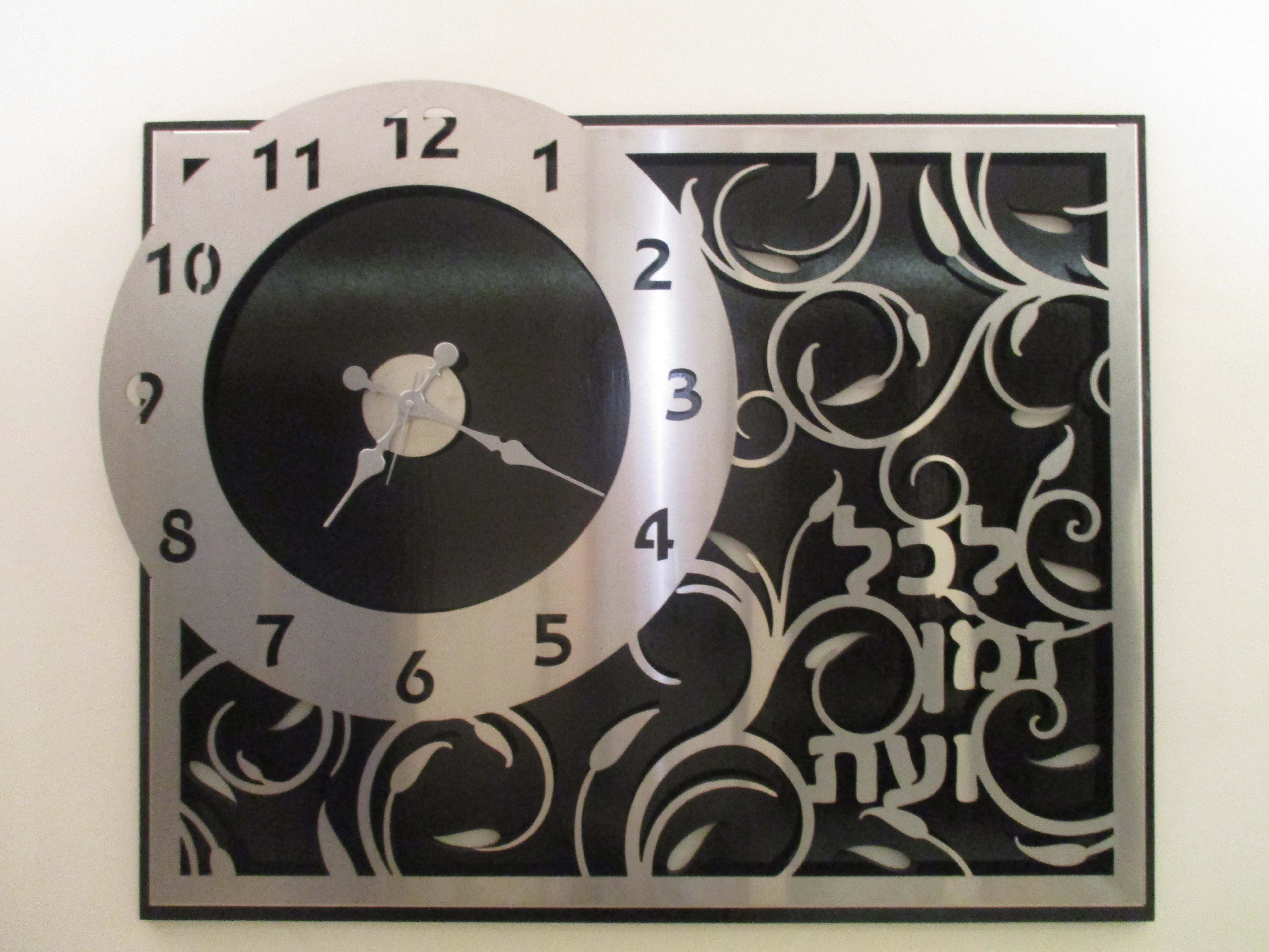 שעון נירוסטה ועץ 1.jpg