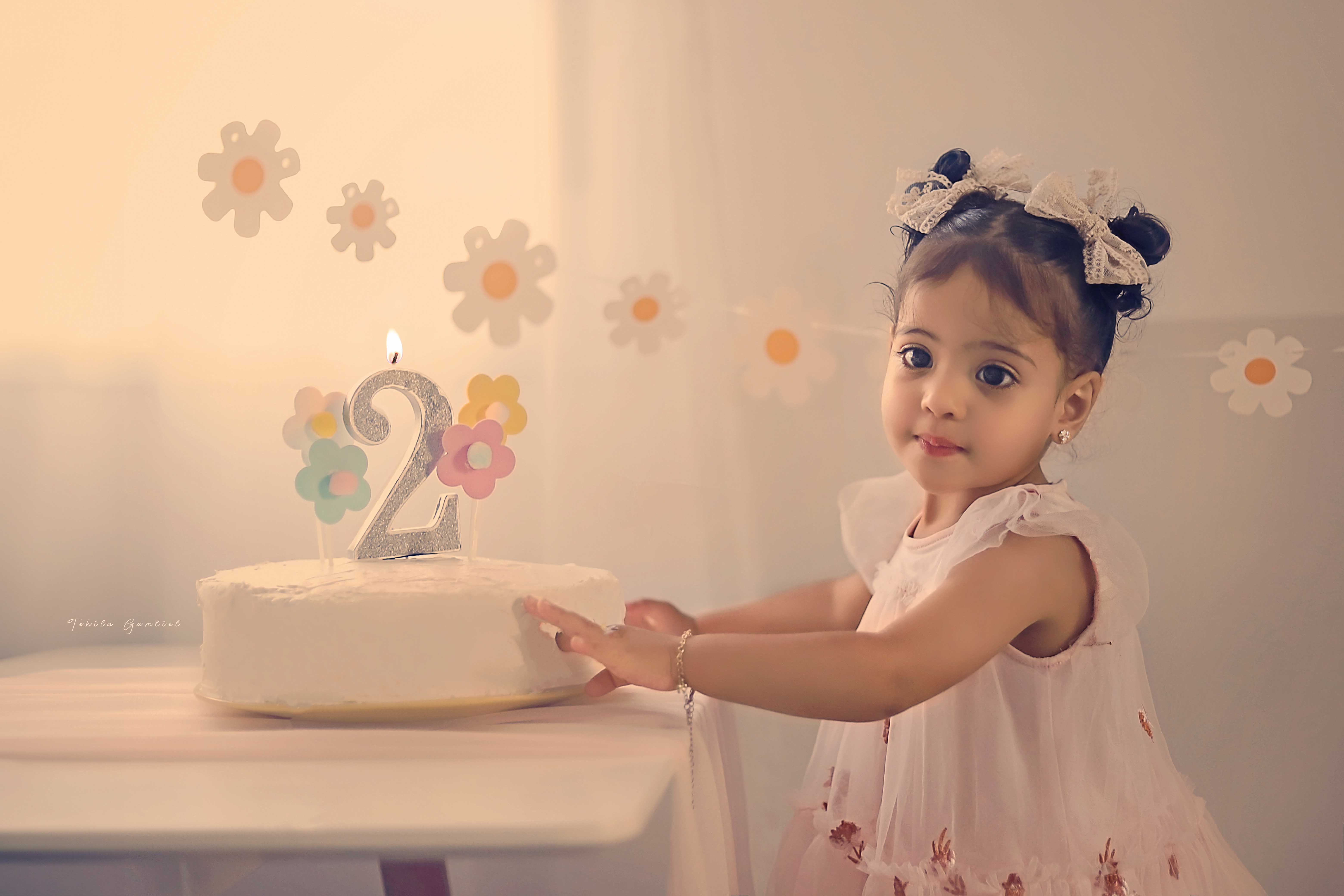 תהילה גמליאל 0556783301