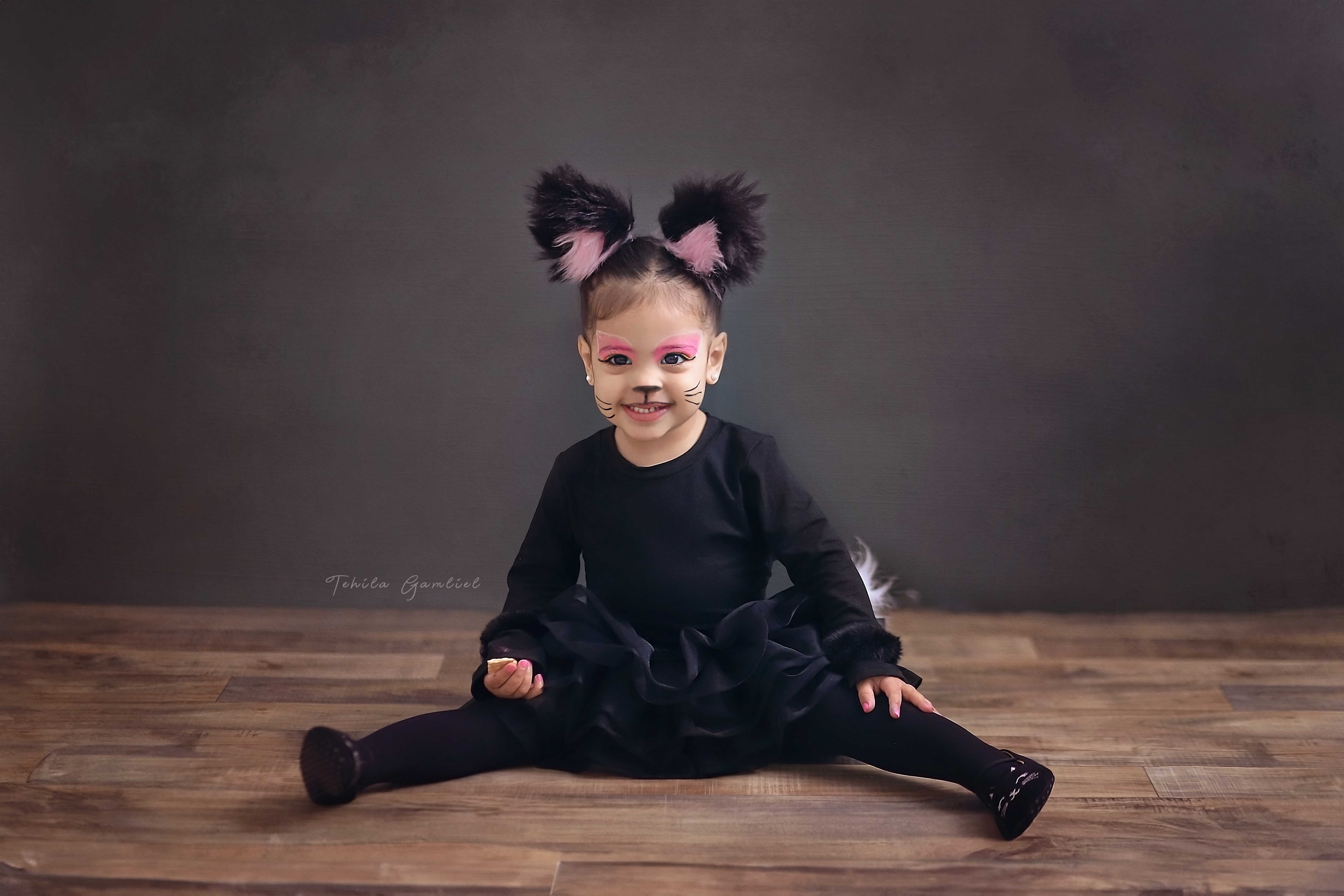 תהילה גמליאל 0556783301