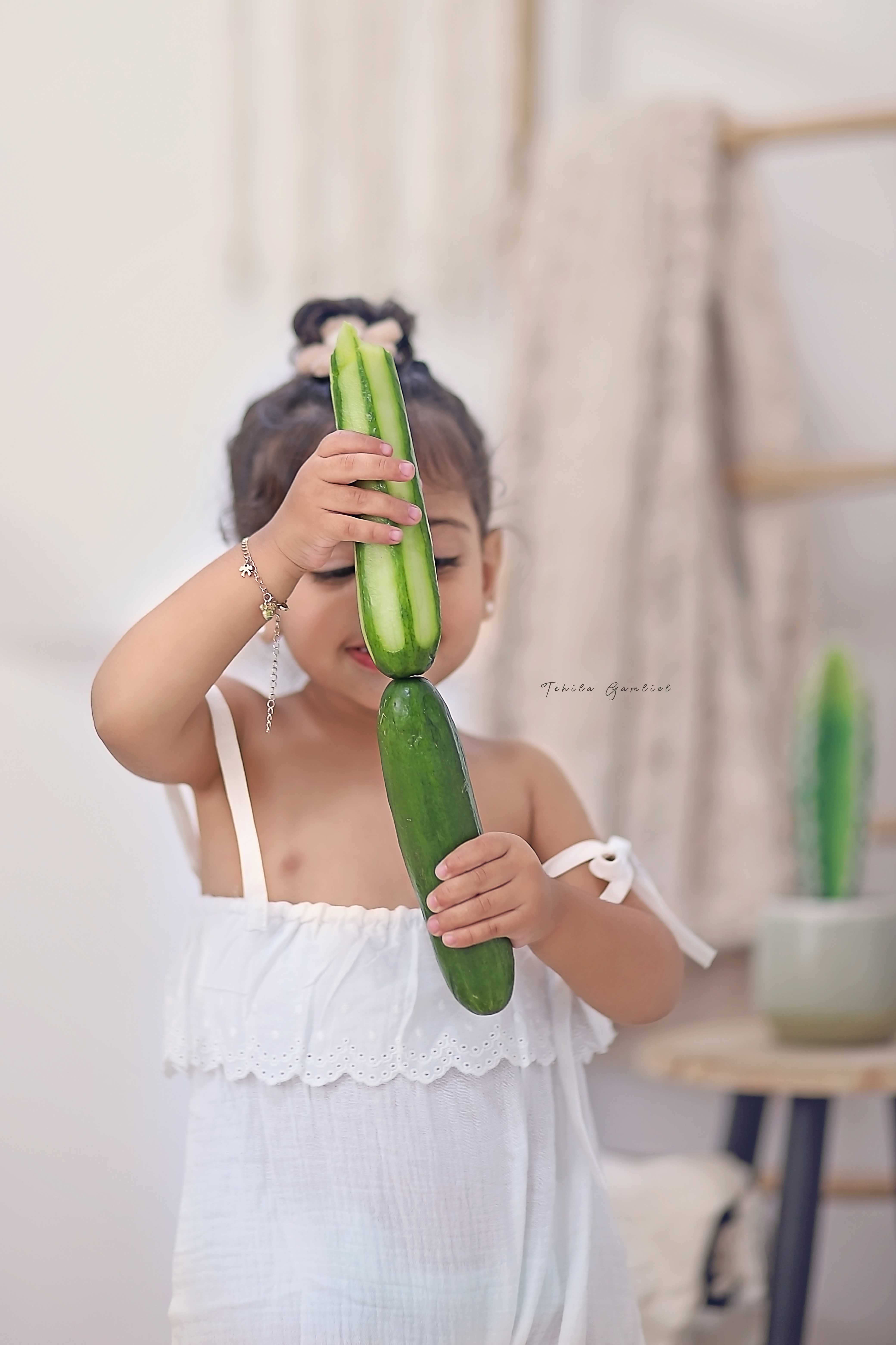 תהילה גמליאל 0556783301