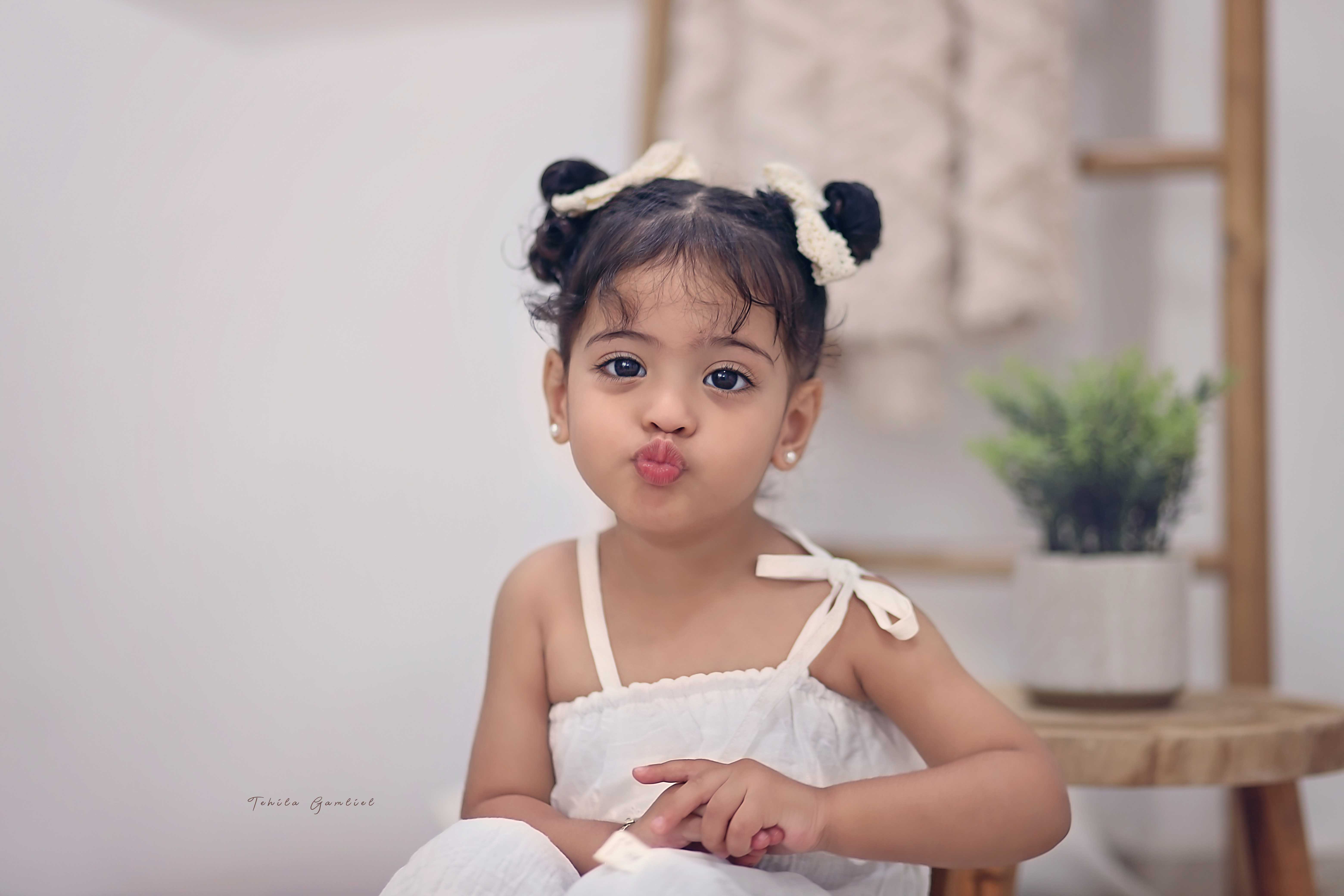 תהילה גמליאל 0556783301