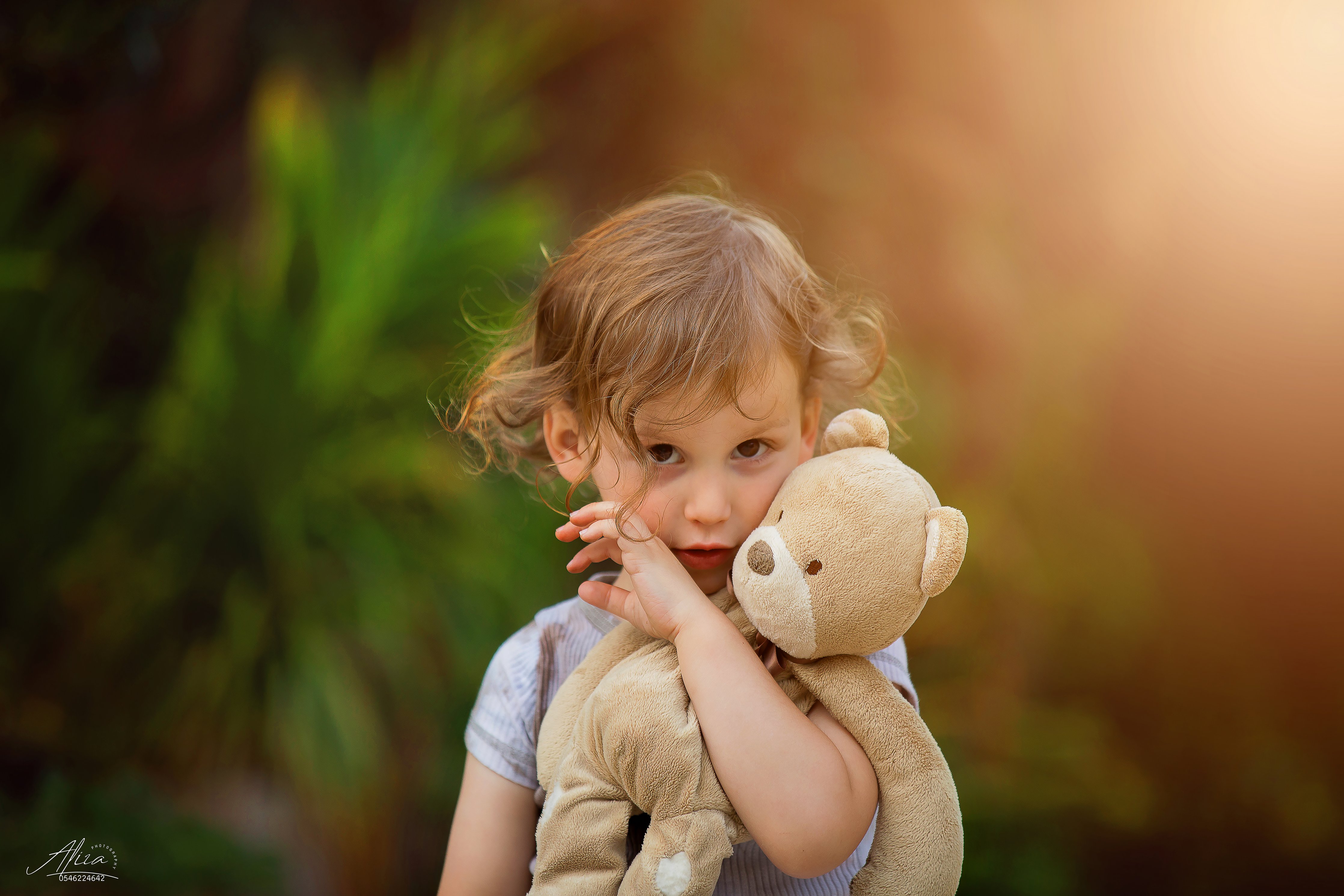 תמונות ילדים בטבע
