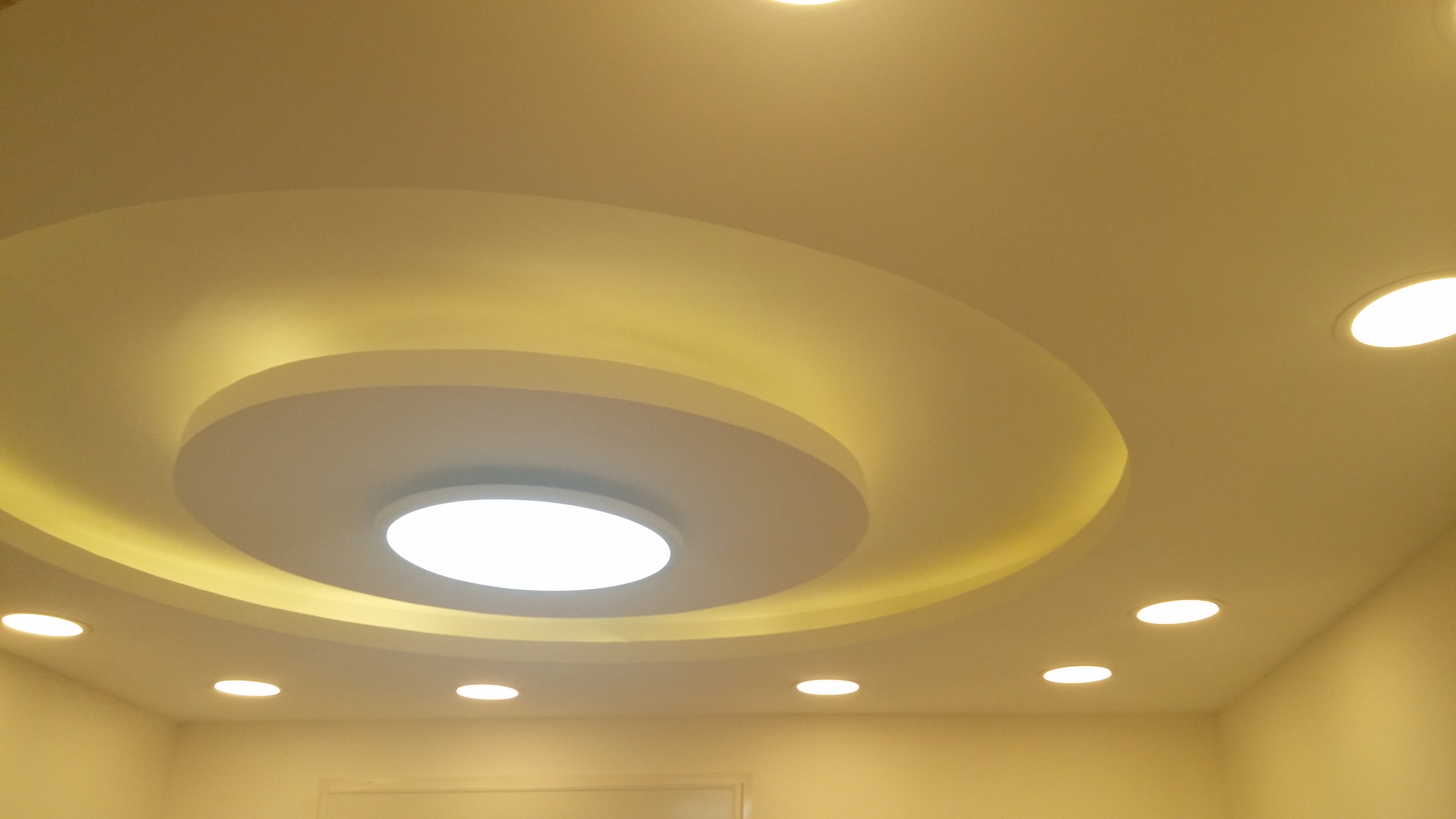 תקרת גבס במשרד