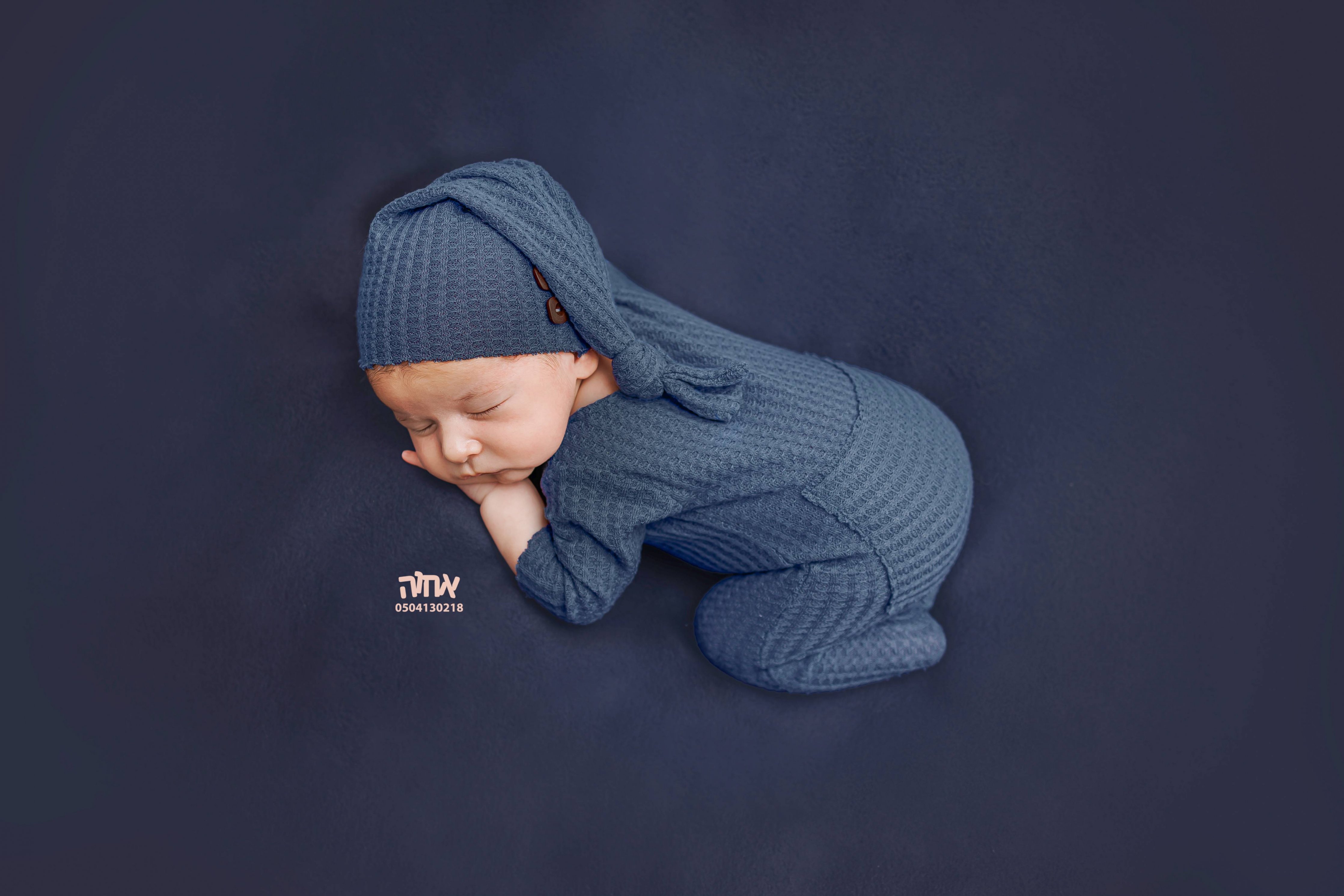 0504130218 אחוה צלמת.