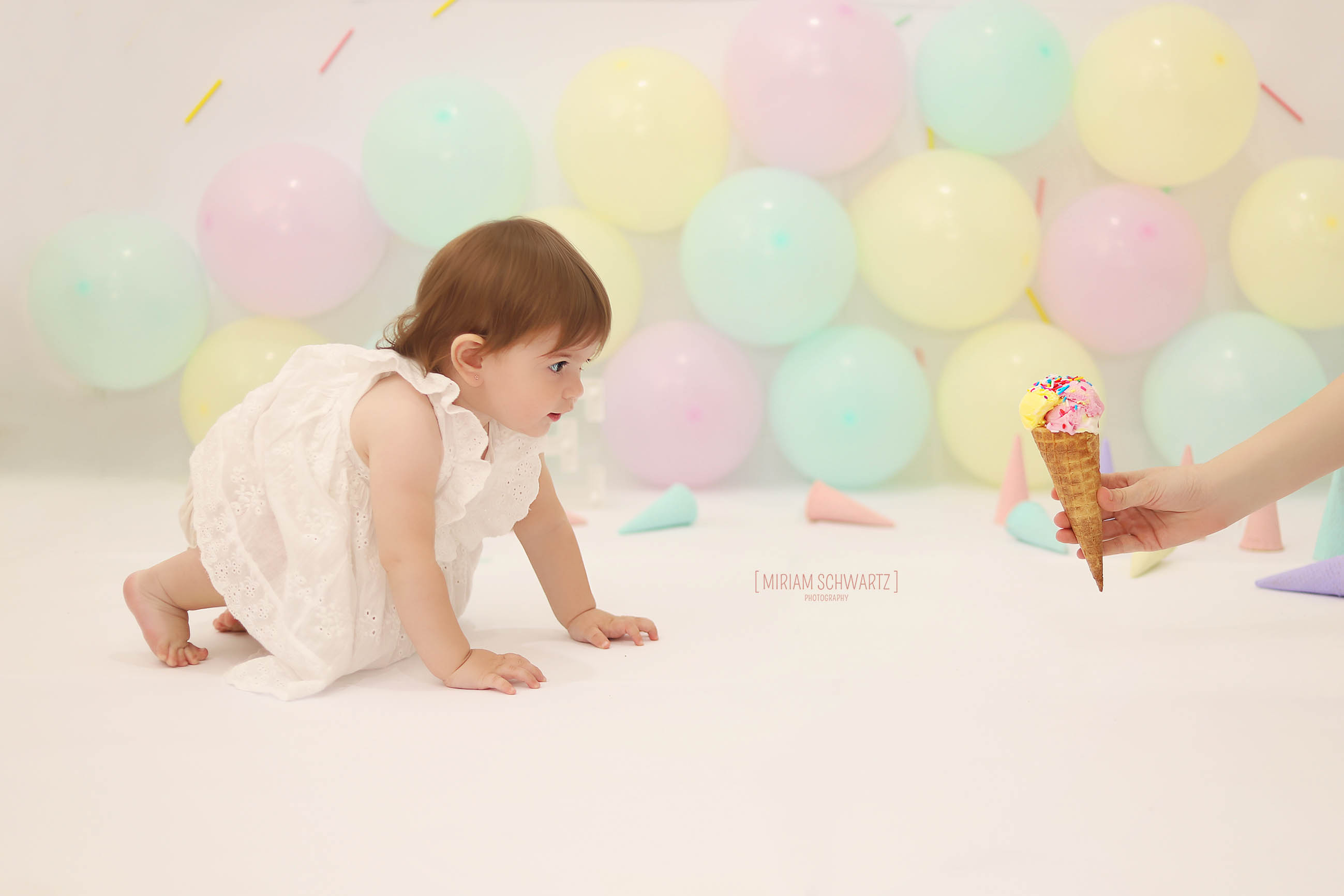 0533170218 - מרים שוורץ צלמת1