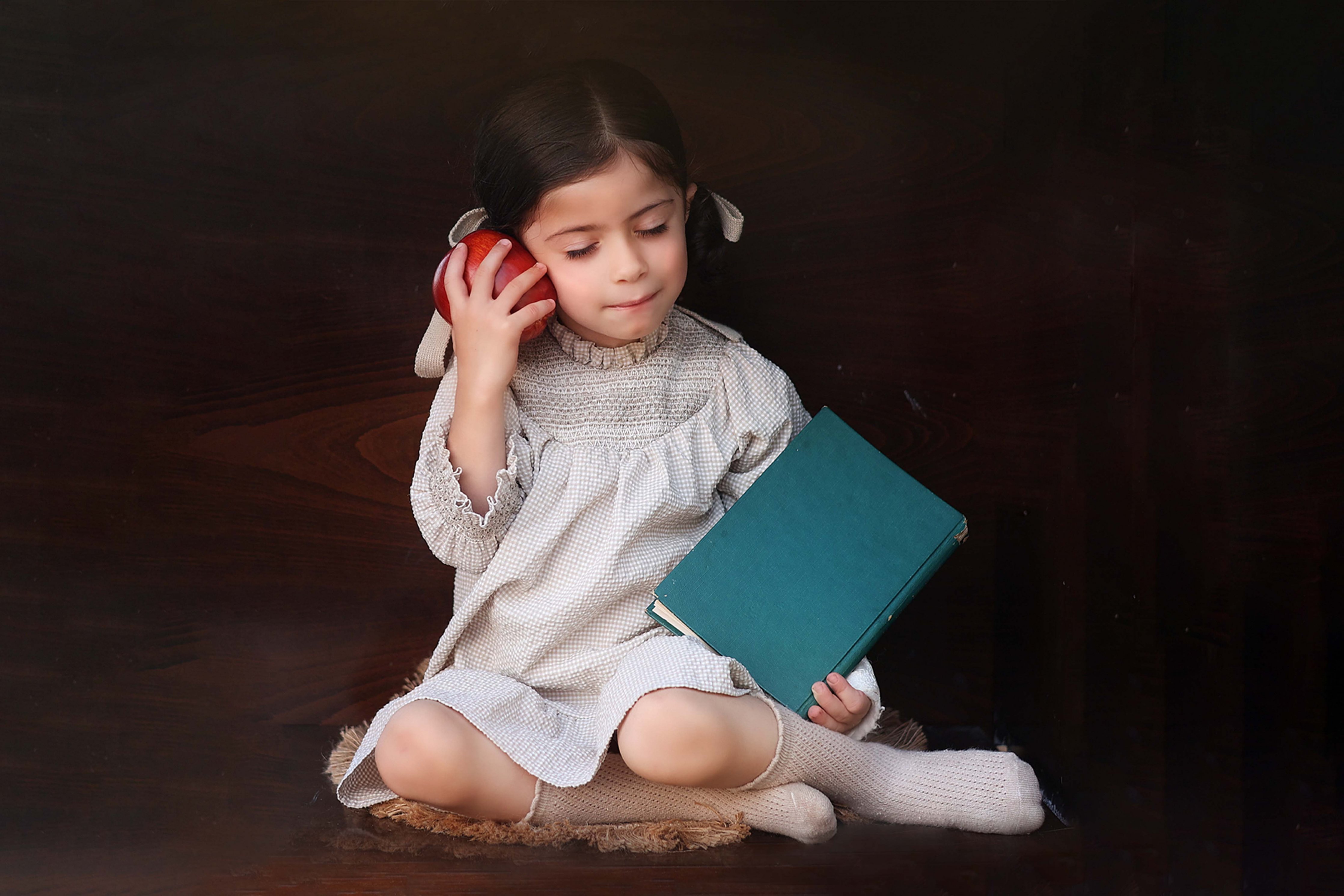 2שרה צוקר 0527695445.jpg