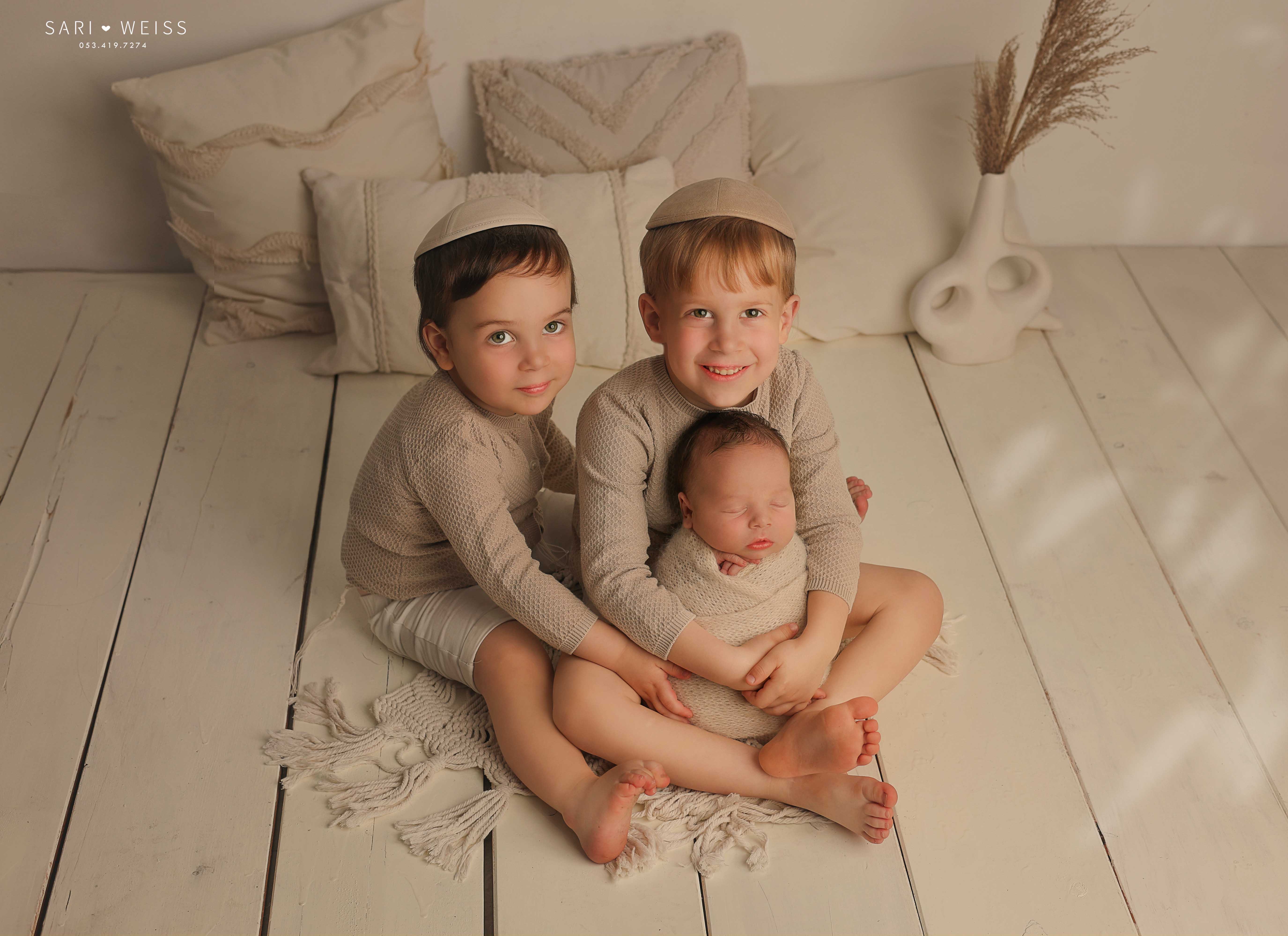 237A1442 copy מוק.jpg