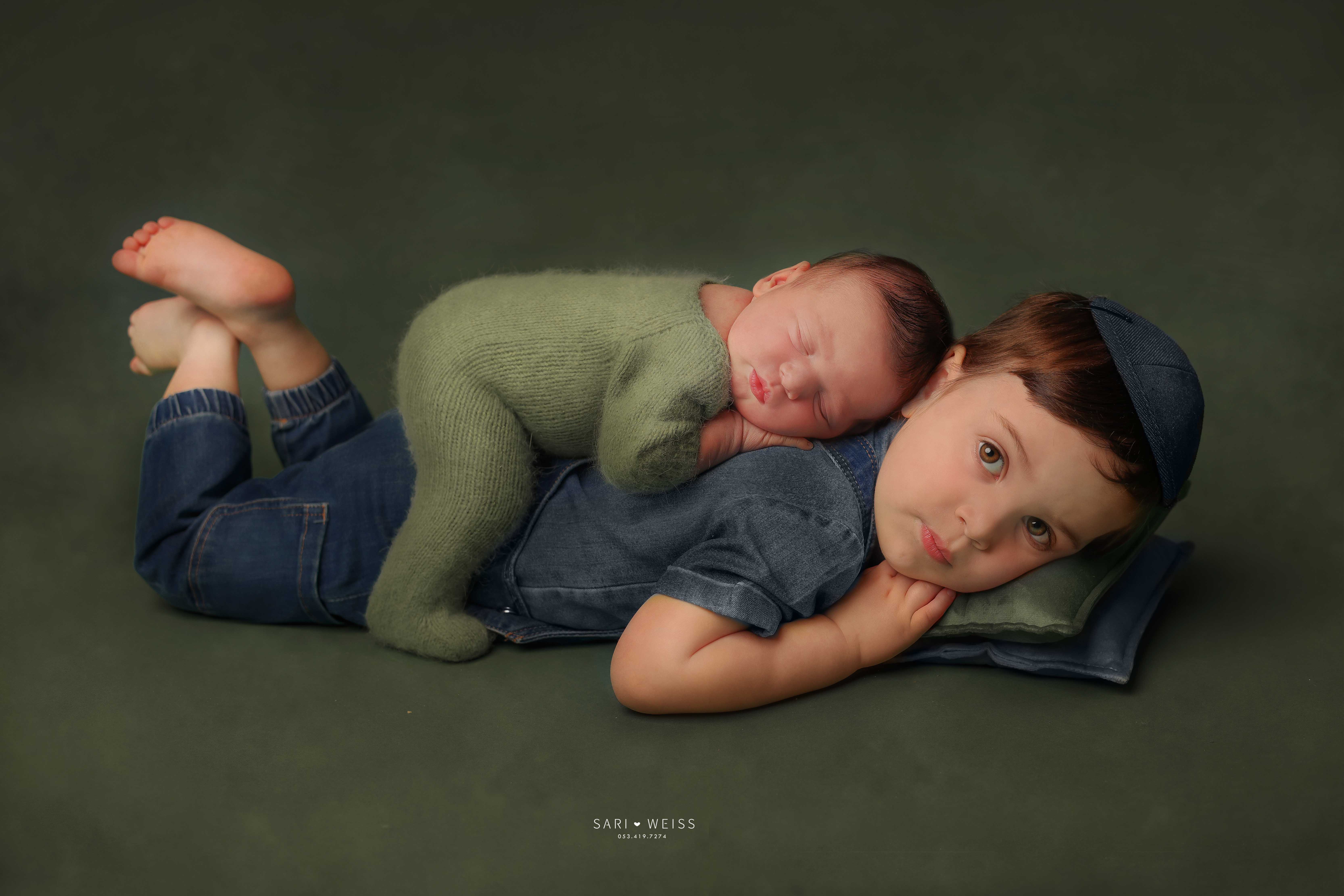 237A1795 copy מוק copy.jpg