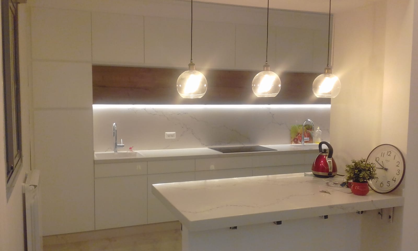 25e554dc-158c-45d4-9aa8-96a4a6639e3e