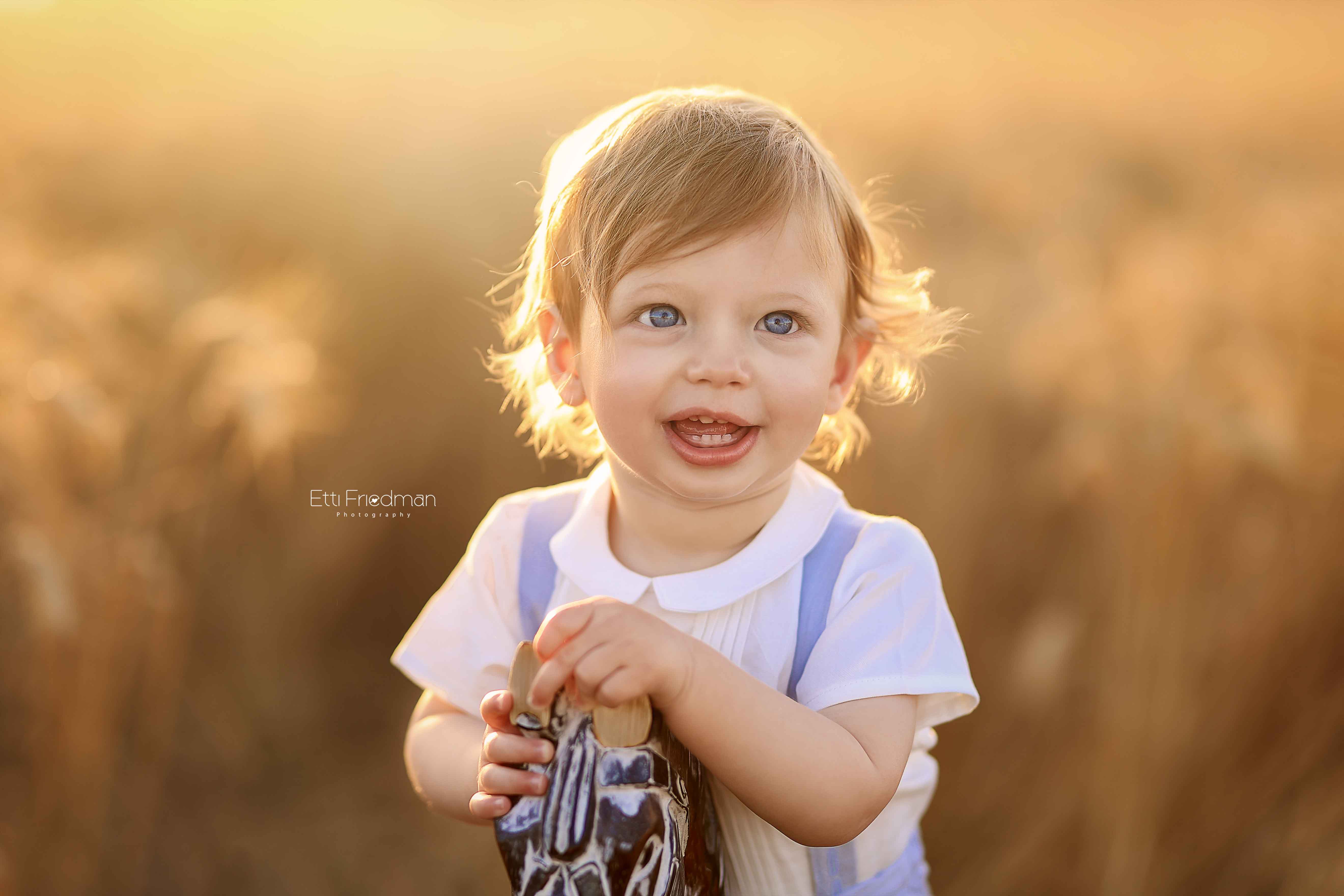 2X0A2579 copyלוגו.jpg