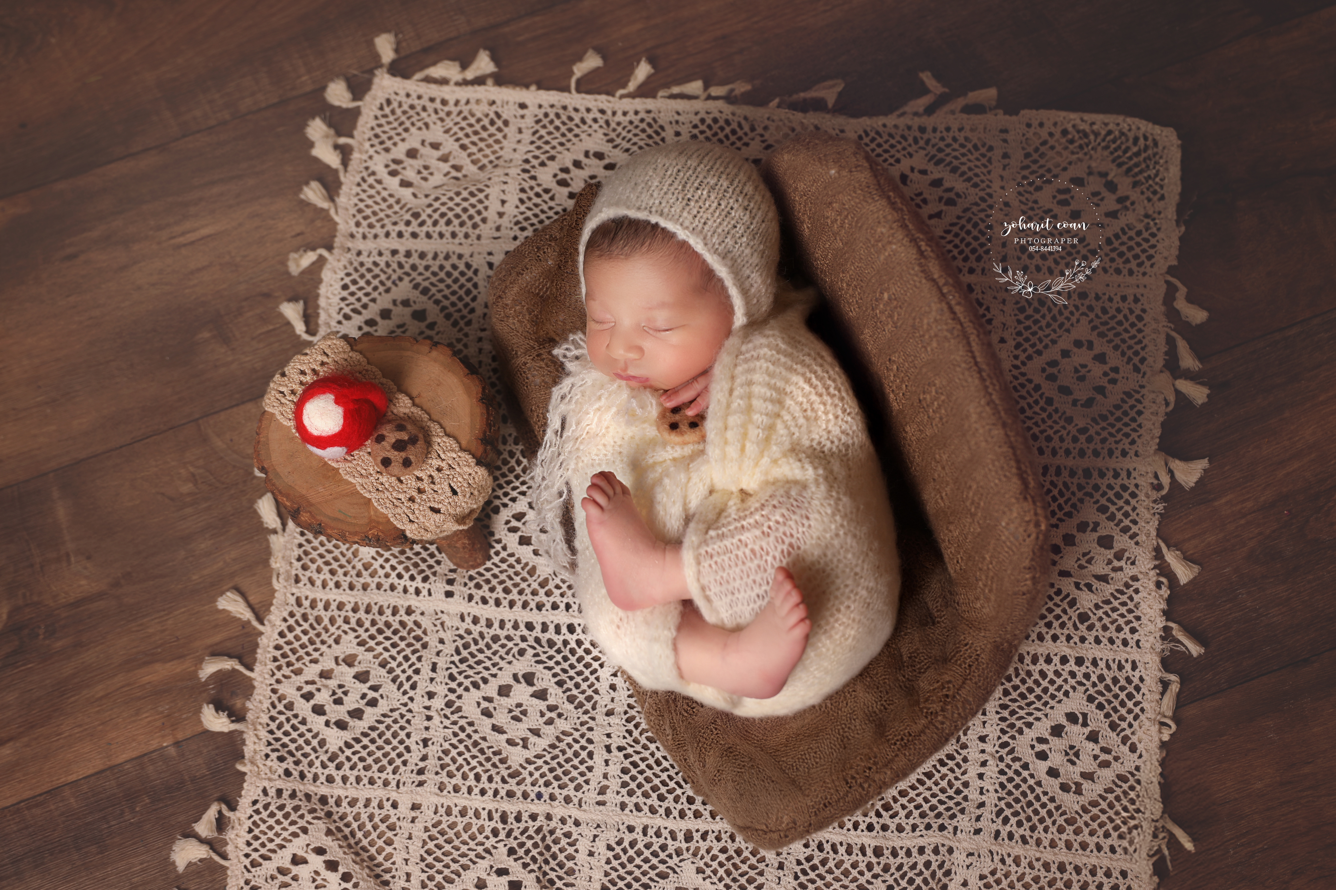 6D5A3740 copyלוגו.jpg