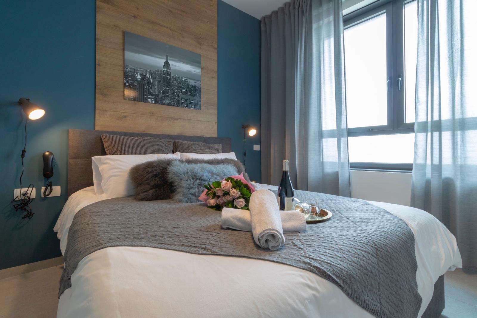 96b5e682-3a89-4dba-9688-7a60430f7375