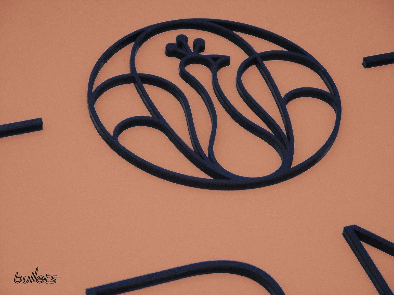bullets חיתוך בעץ לוגו פאנית לתליה על הקיר  (2)13.jpg