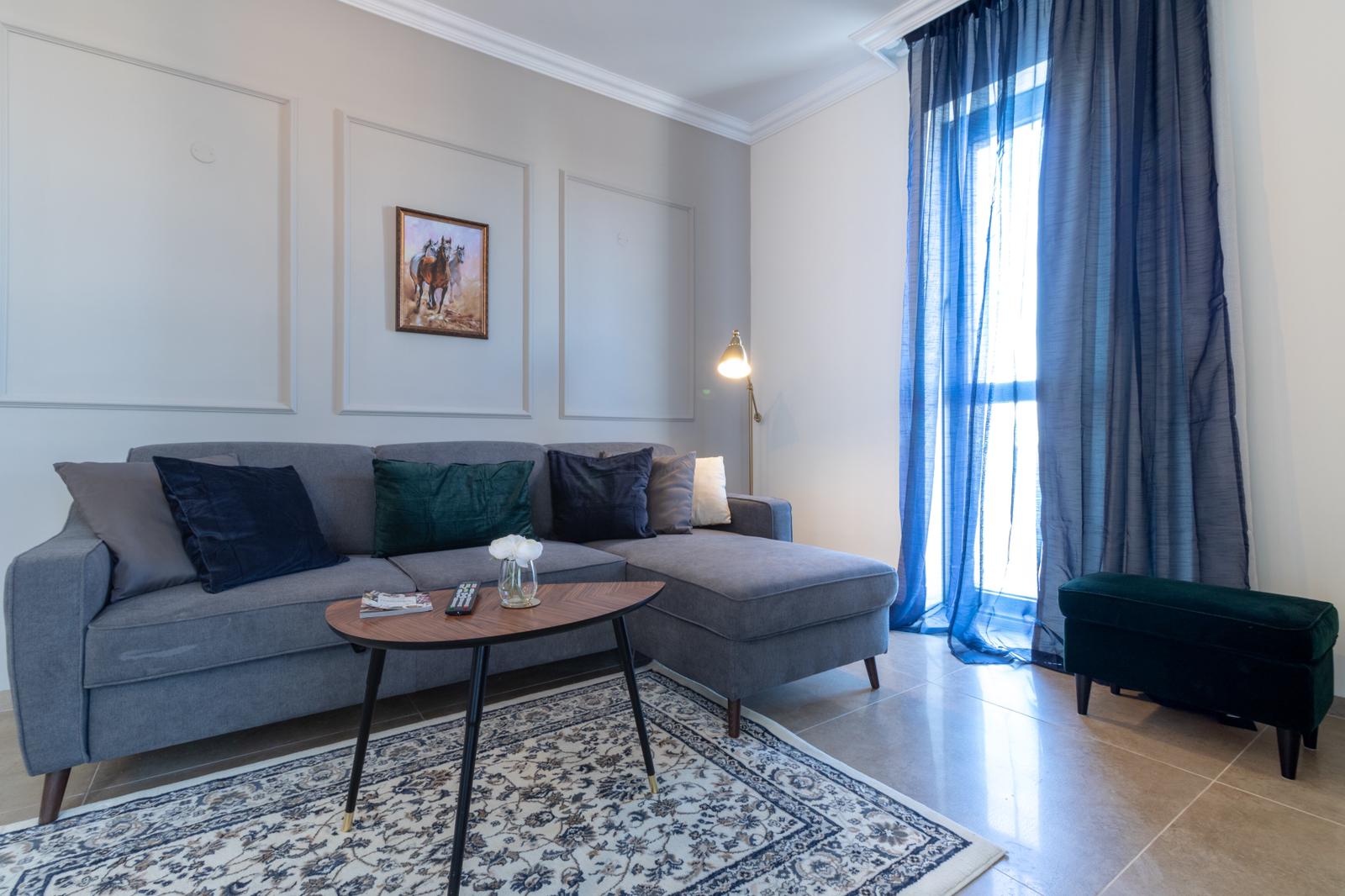 E434935f-4f48-4f6b-ae04-c231e8911f4c