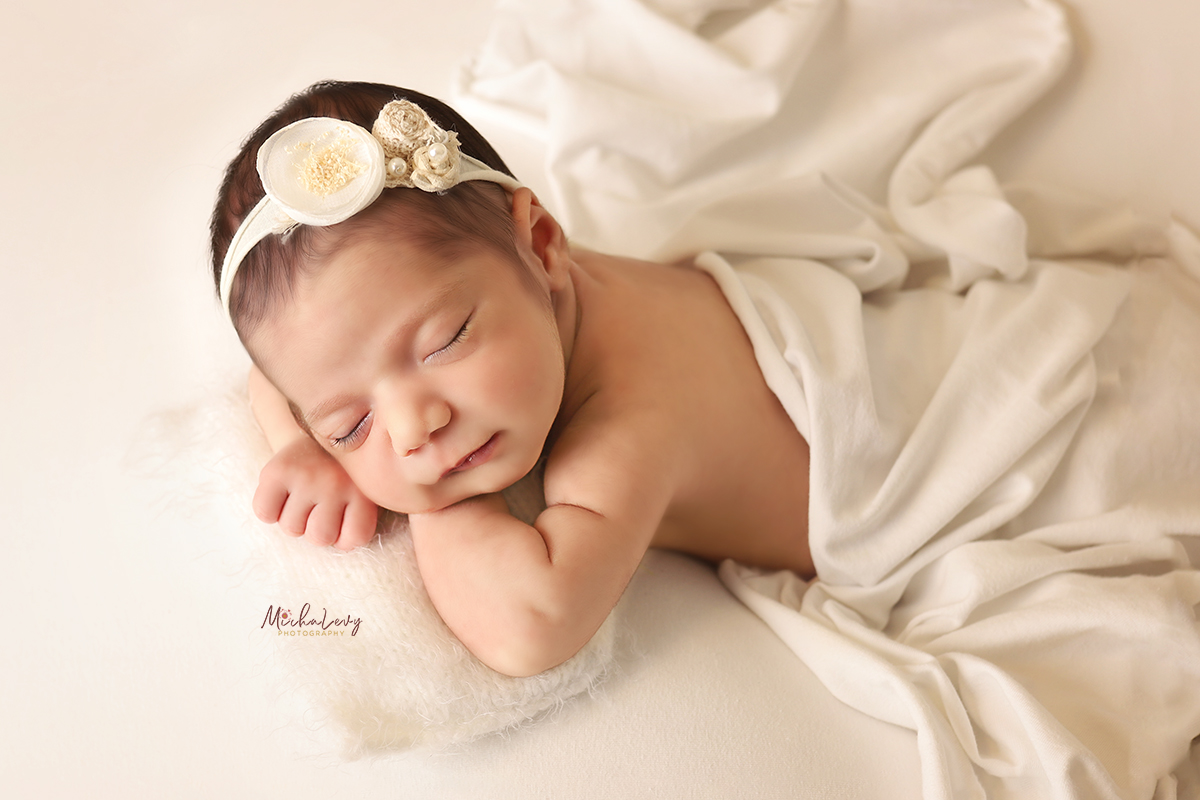 IMG_3911 מוקטן + לוגו.jpg