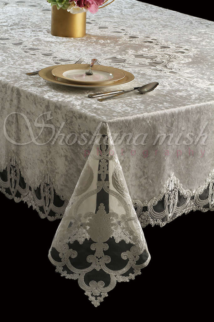 Tablecloth_4136
