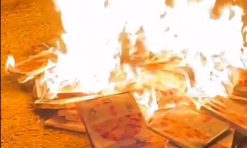 הוציא הון על חמץ: צעיר חרדי רכש מלאי ב-80 אלף שח כדי להשמידו ועורר זעם