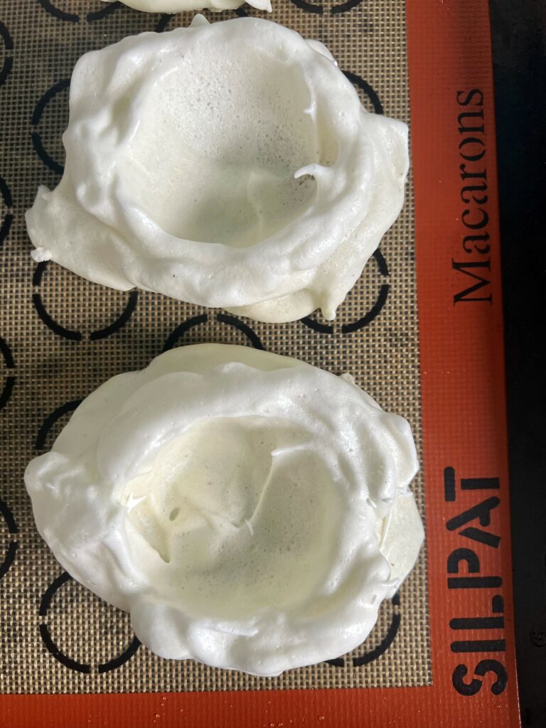 קעריות מרנג לפבלובה