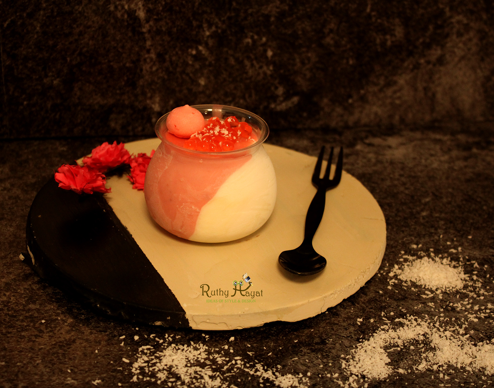 IMG 1512 - קינוחי כוסות: תות שוקולד לבן