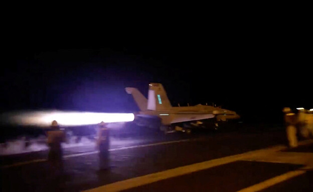 מטוסי קרב בדרכם לתקיפה בתימן (צילום: רויטרס)