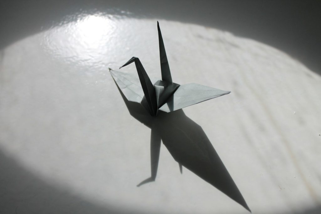 paper-crane-248335_1280-1024x682.jpg